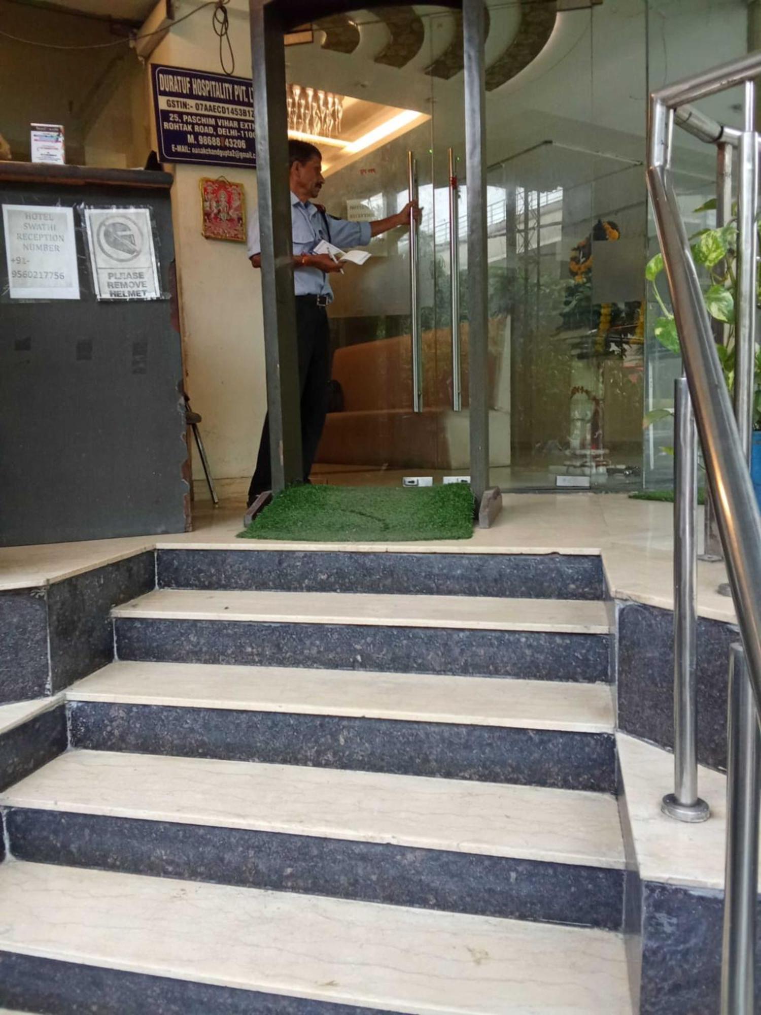 Paschim Vihar Hotel Delhi  Bagian luar foto